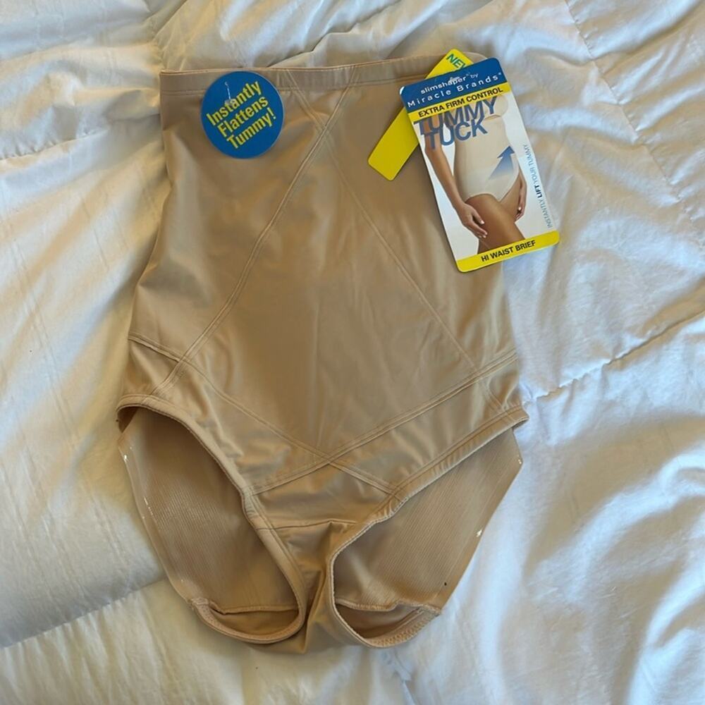 NWT Slim Shaper "Tummy Tuck" high waisted shapewear briefs.  Size S